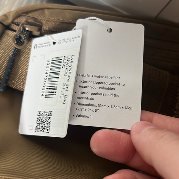 Lululemon everywhere belt bag - Picture 4 of 4